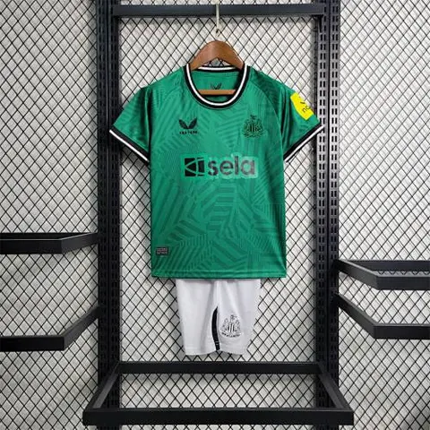 23-24 Newcastle away kids kit