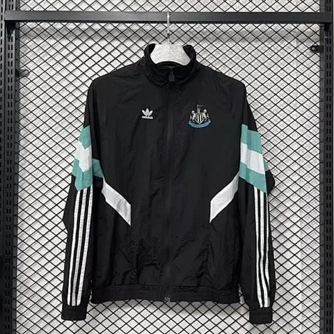 25-26 Newcastle black windbreaker