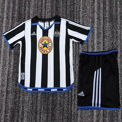 kids kit Retro 1999-00 Newcastle United home soccer jersey size 16-28