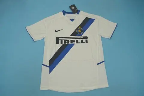 Retro In_ter Mi_lan away white 02_03