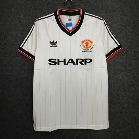 Retro MUN white 1983