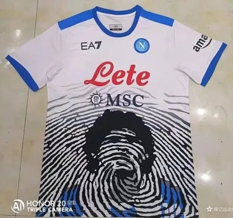 21-22 Napoles maradona version