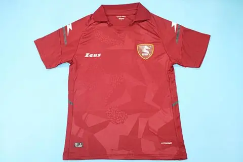 21-22 Salernitana red home