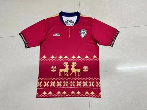 22-23 Cagliari Calcio Christmas version red