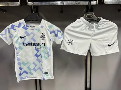 25-26 INT away kid kit