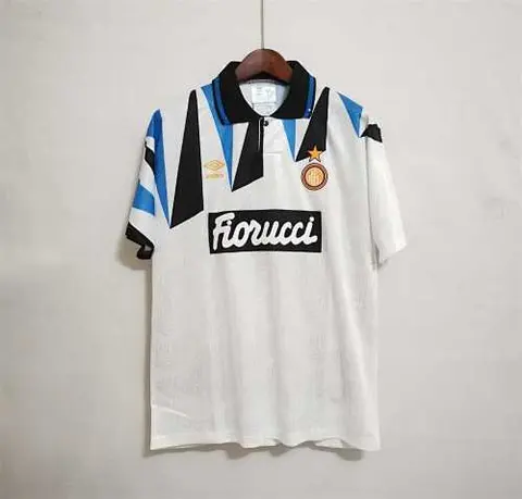 Retro INT away 92_93