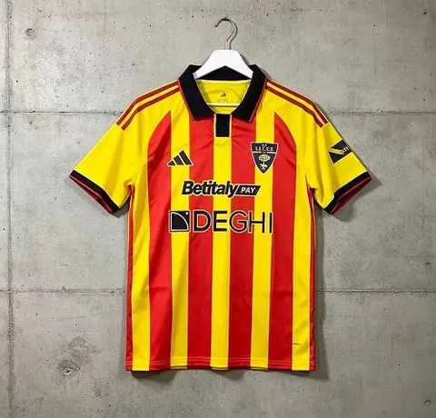 2026/27 Lecce Home Soccer Jersey S-3XL