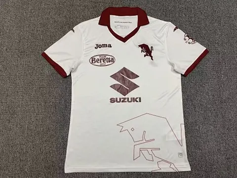 22-23 Torino away