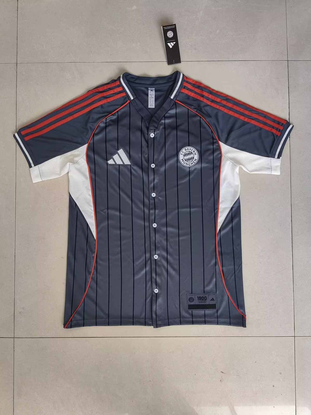 2526 Bayern Munich Size:S-XXL