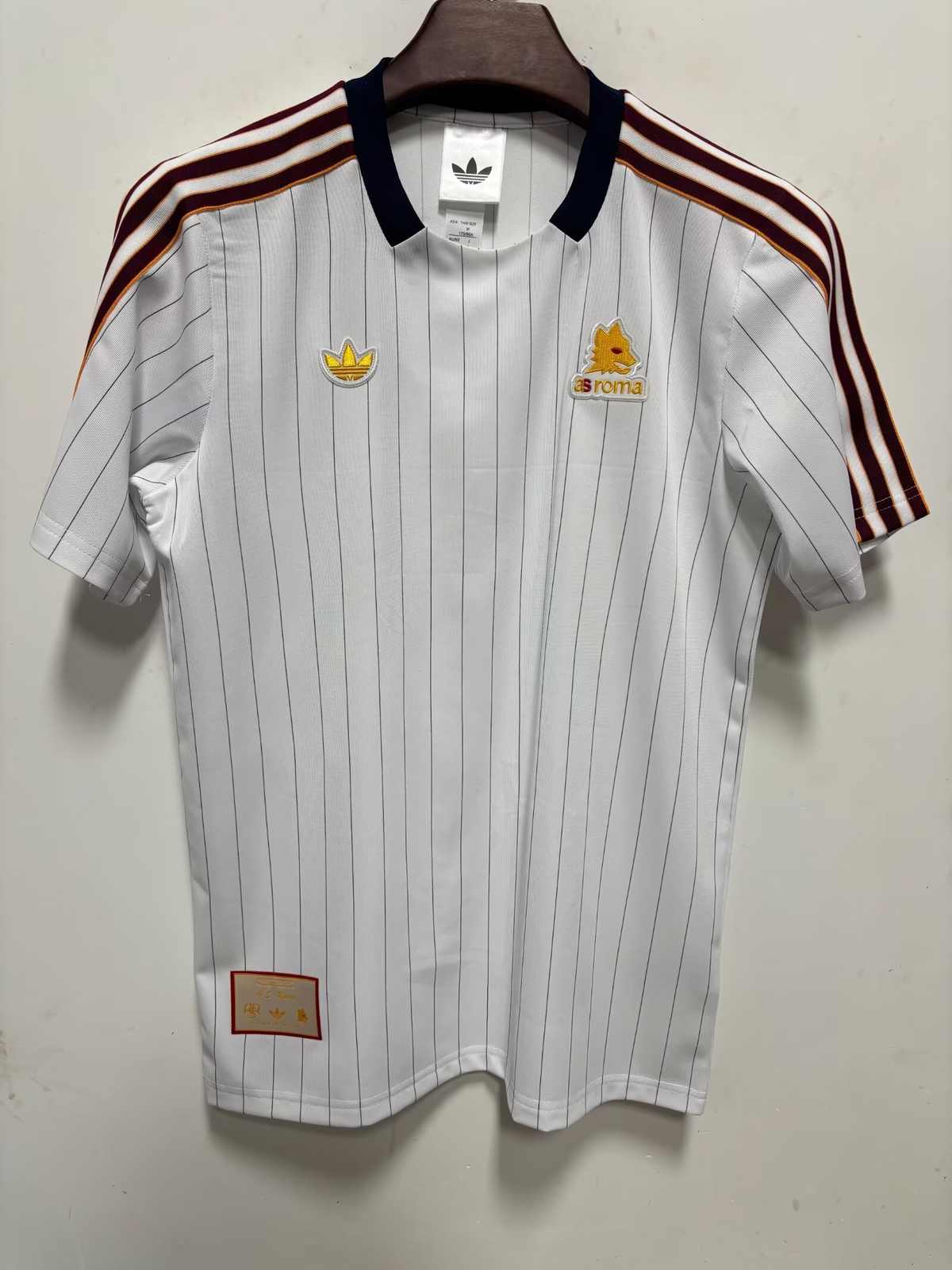 2526 Rome Size:16-28