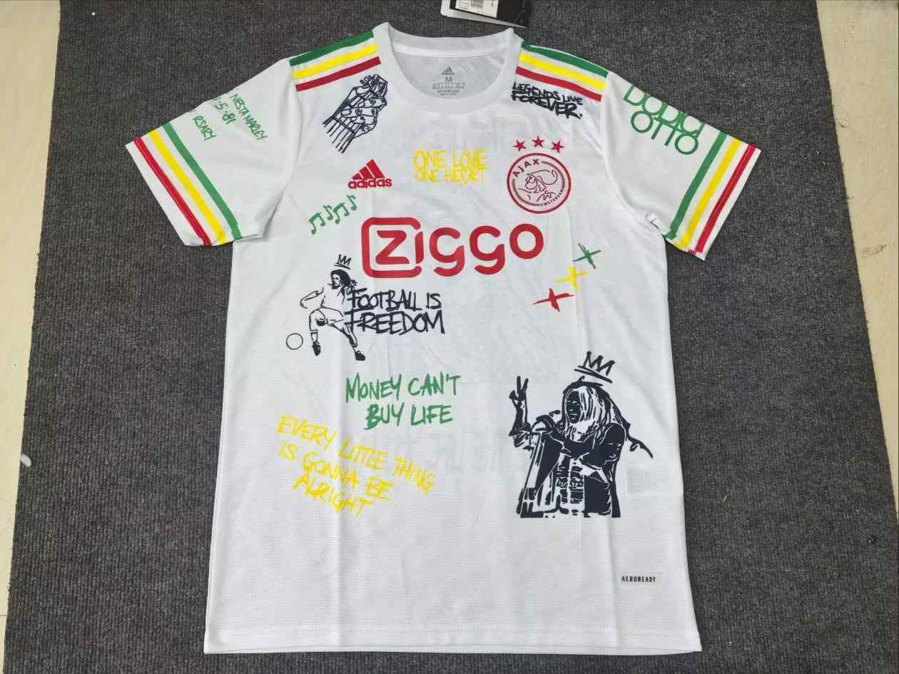 25 26 Ajax White graffiti edition 25 26 阿贾克斯 白色 涂鸦版