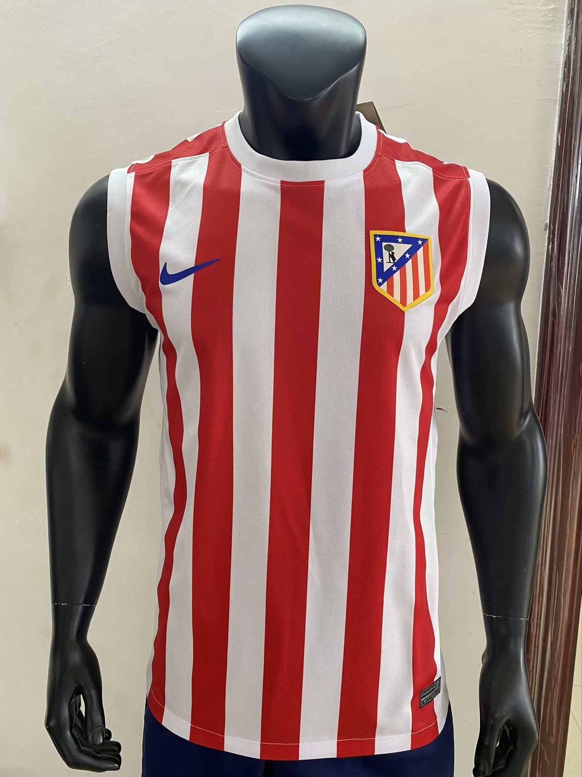 25 26 Atletico Madrid home vest S-2XL 25 26 马竞 主场 背心 S—2XL
