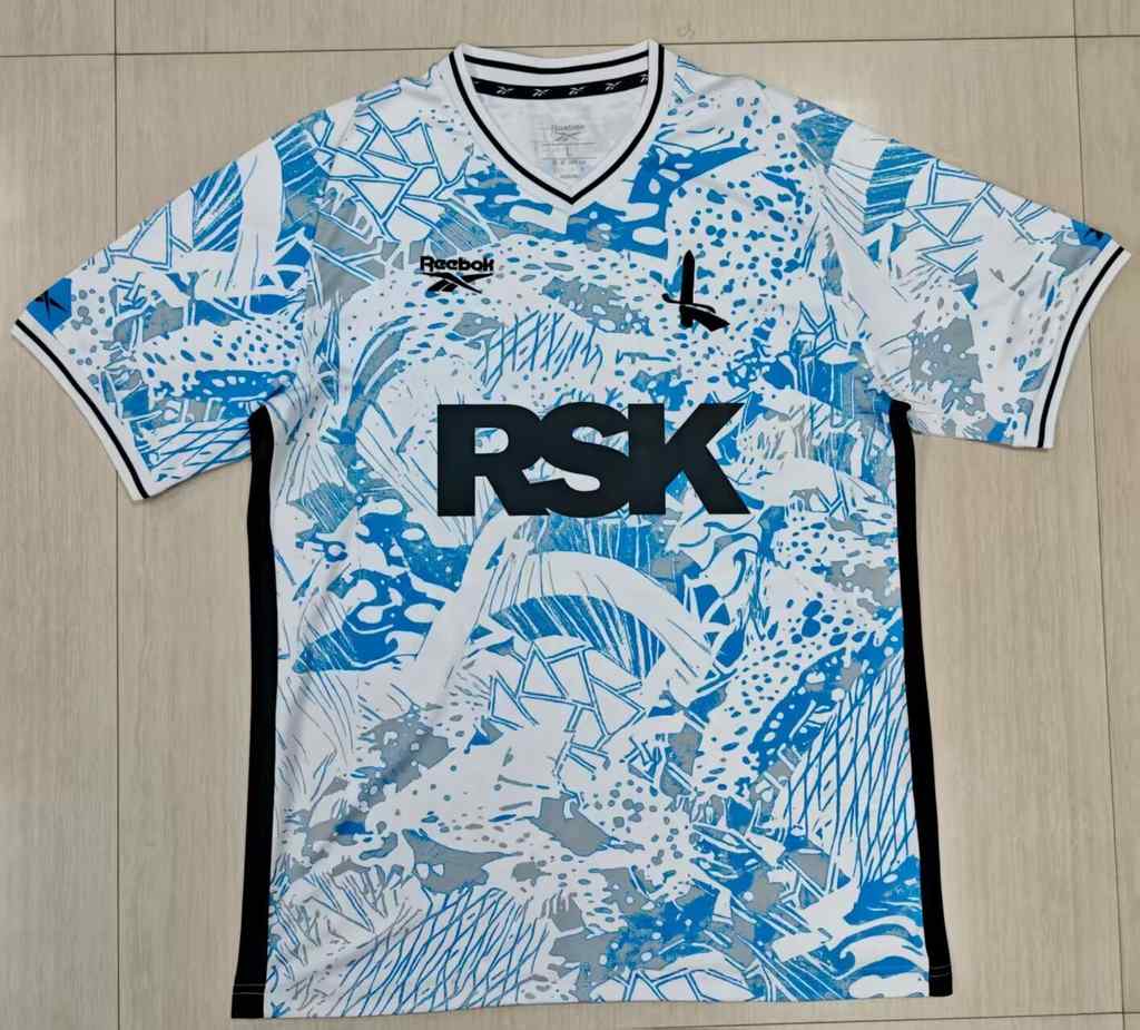25 26 Charlton Athletic away S-4XL 25 26 查尔顿竞技 客场 S-4XL