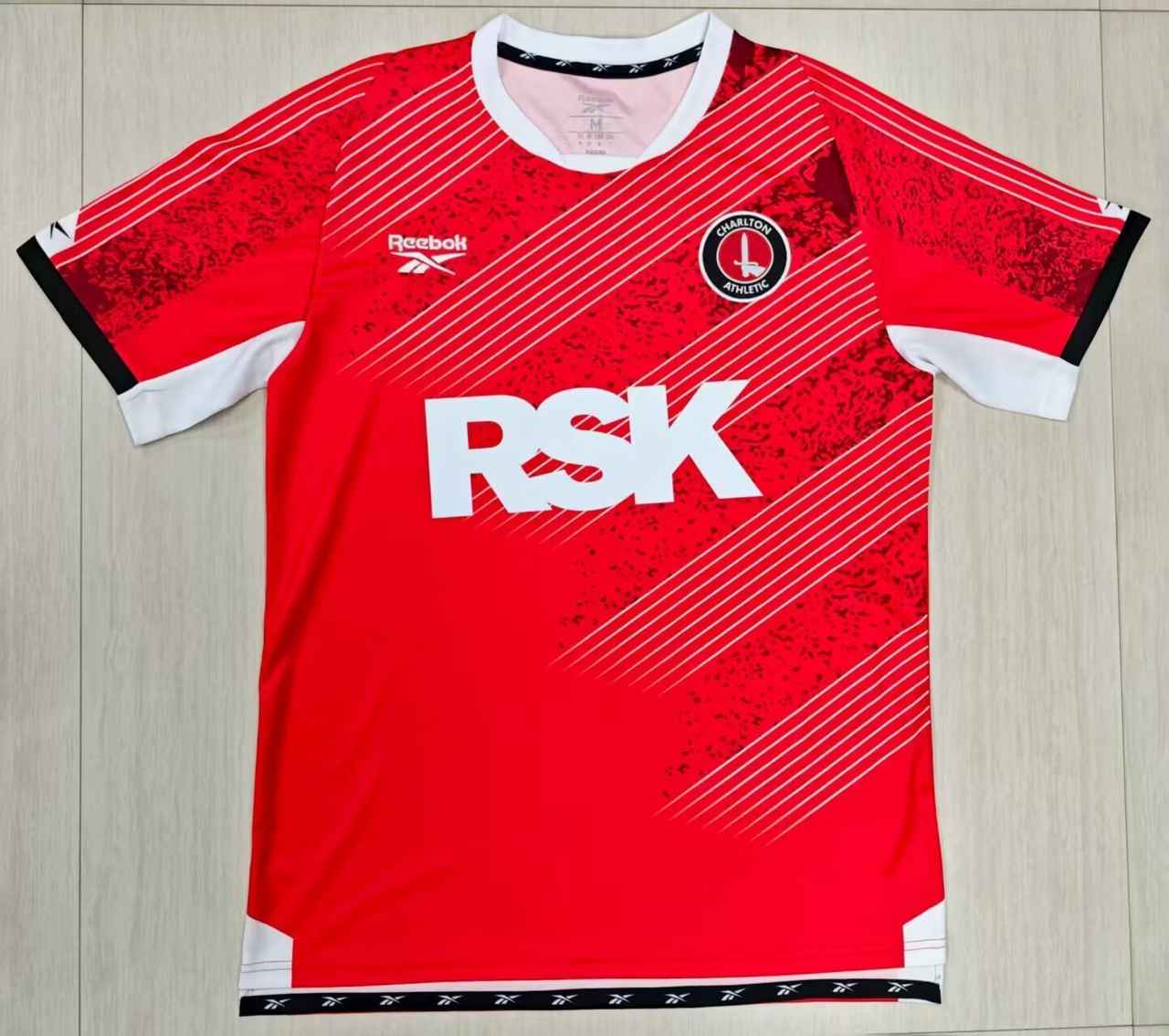 25 26 Charlton Athletic home S-4XL 25 26 查尔顿竞技 主场 S-4XL