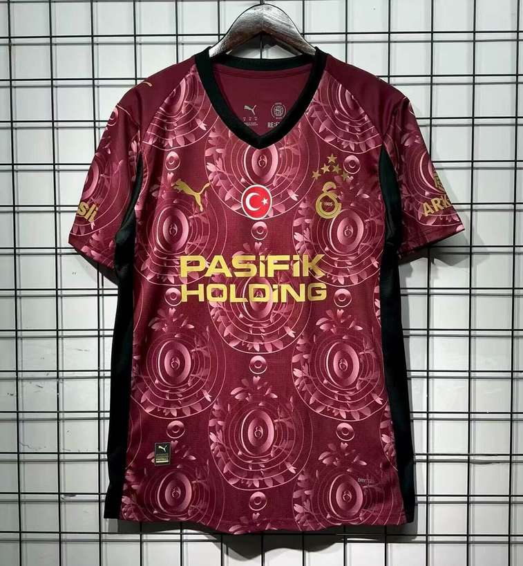 25 26 Galatasaray third away with sponsors 25 26 加拉塔萨雷 二客 广告版