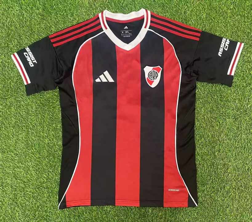 25 26 River Plate away 25 26 河床 客场