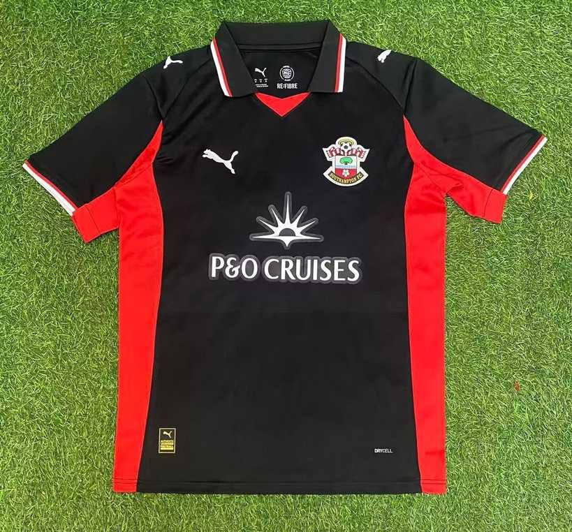 25 26 Southampton third away 25 26 南安普顿 二客