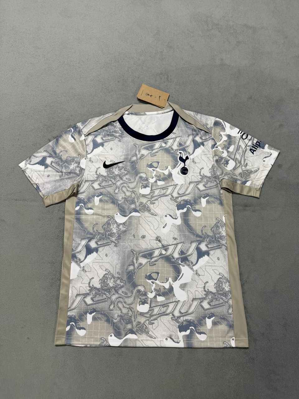25 26 Tottenham Hotspur Training Jersey Off-White S-4XL 25 26 热刺 训练球衣 灰白 S-4XL