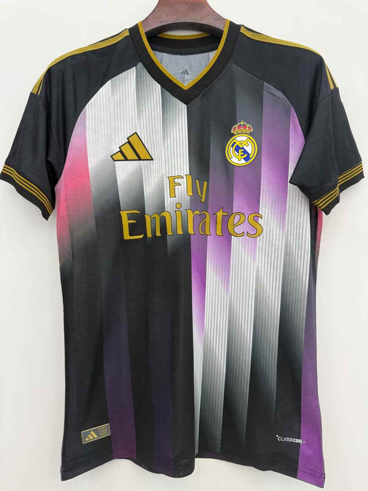 2026 Real Madrid Retro Casual Jersey 2026 皇马 复古 休闲