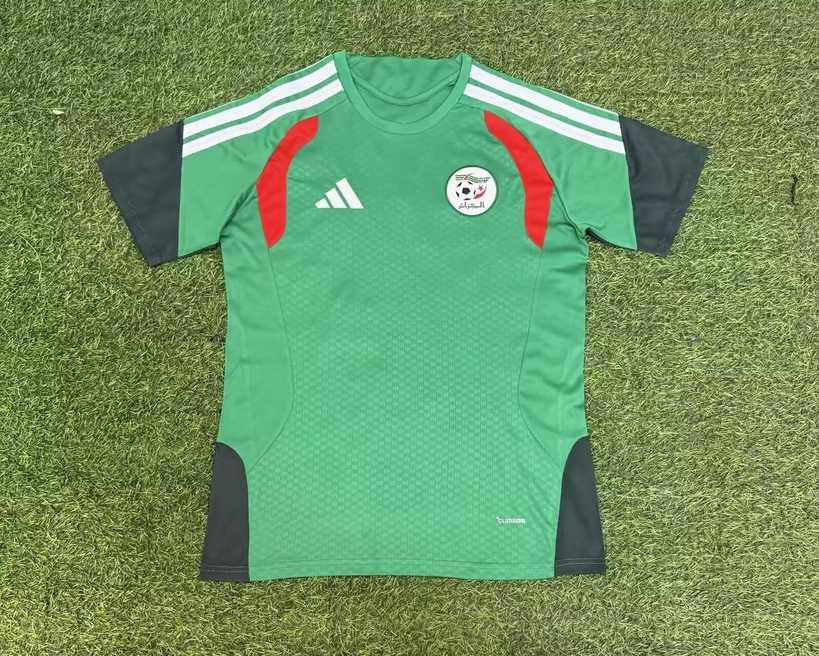 26 27 Algeria green training 26 27 阿尔及利亚 绿色 训练