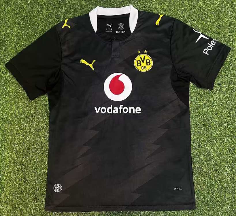 26 27 Borussia Dortmund away 26 27 多特蒙德 客场