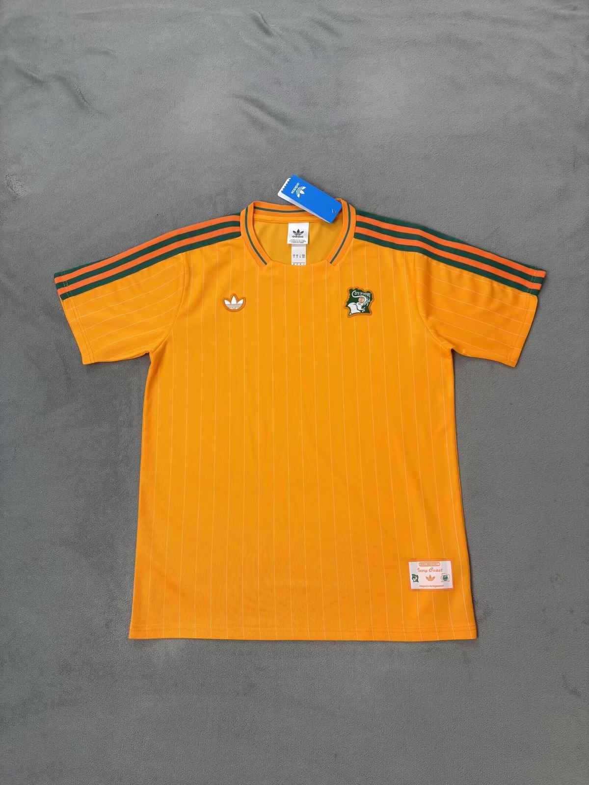 26 27 Ivory Coast yellow 26 27 科特迪瓦 三叶草 黄色