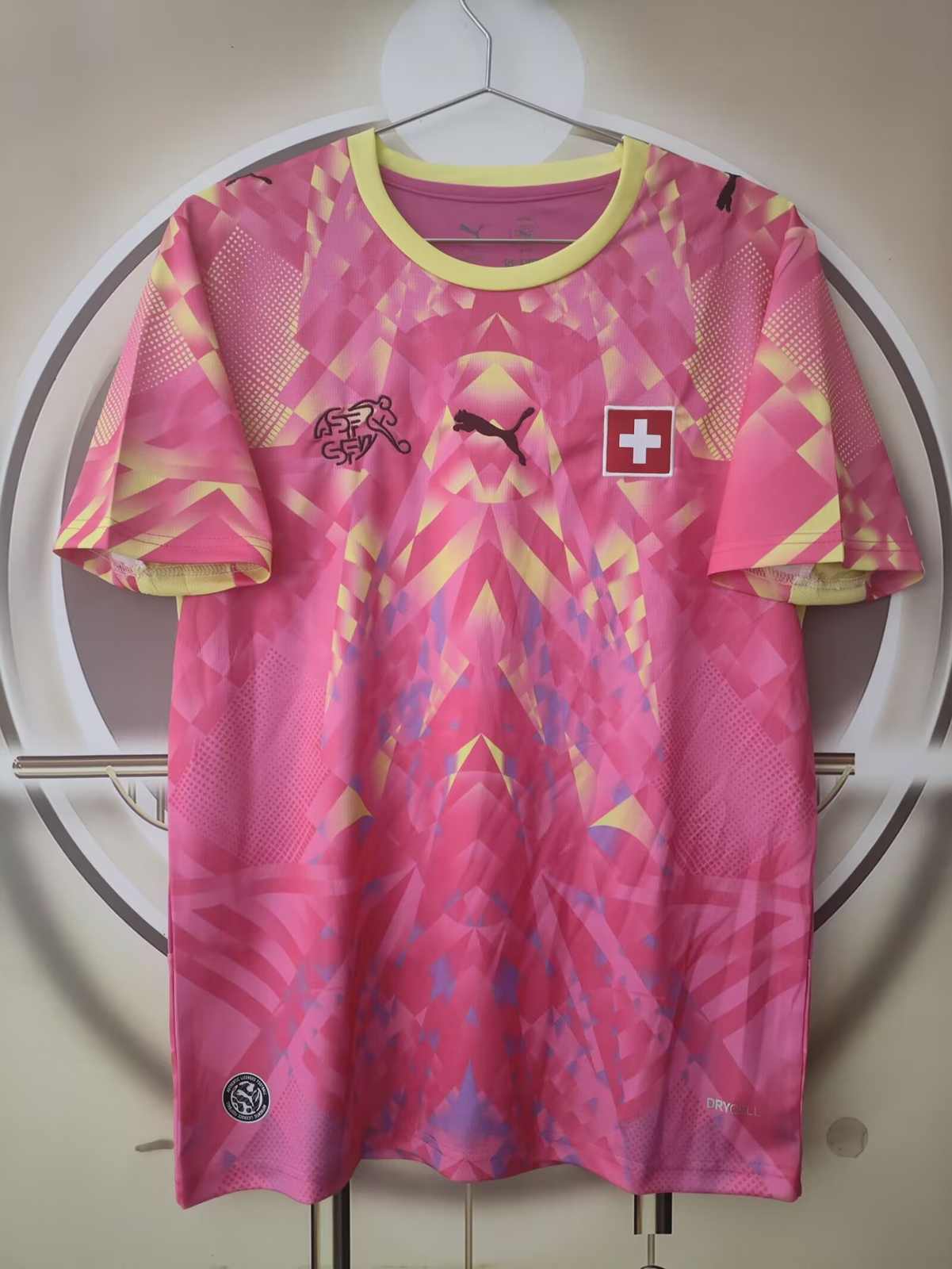 26 27 Switzerland Pink Goalkeeper S~4XL 26 27 瑞士 粉色 守门员 S～4XL