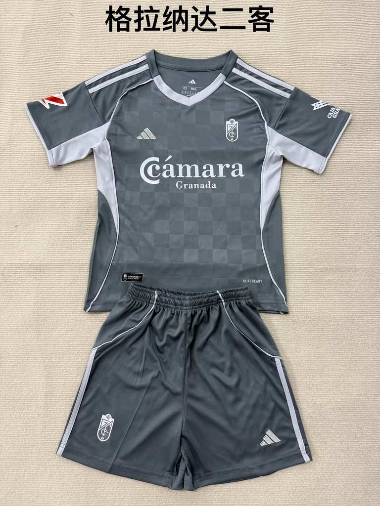 25 26 Granada third away adult set, children's set (16-2XL) 25 26 格拉纳达 二客 成人套装、童