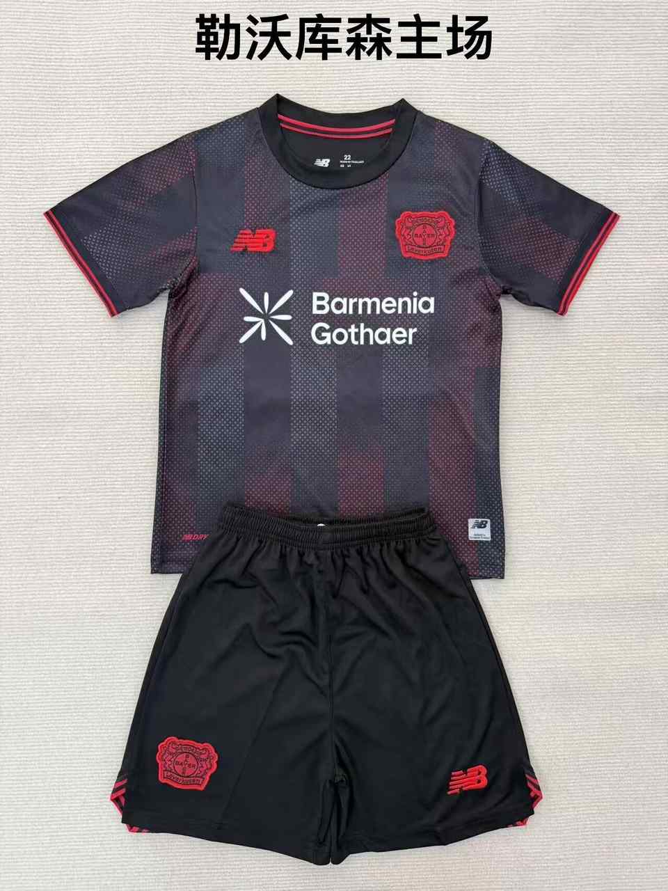 25 26 Leverkusen home adult kid kits 25 26 勒沃库森 主场 成人套装、童装（16-2XL)