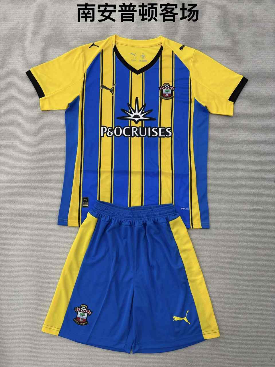 25 26 Southampton away adult set, children's set (16-2XL) 25 26 南安普顿 客场 成人套装、童装（