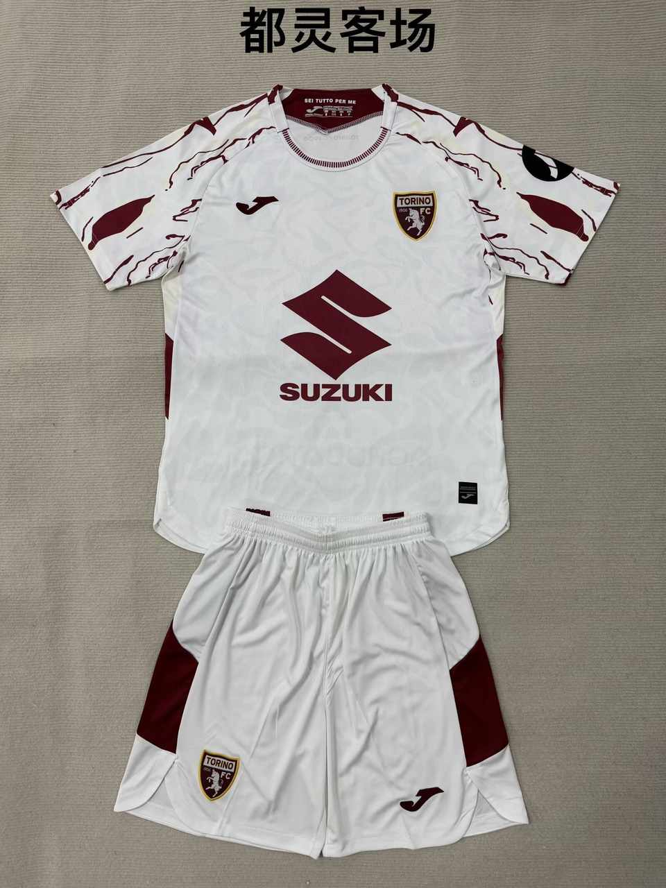 25 26 Torino away adult set, children's set (16-2XL) 25 26 都灵 客场 成人套装、童装（16-2XL)
