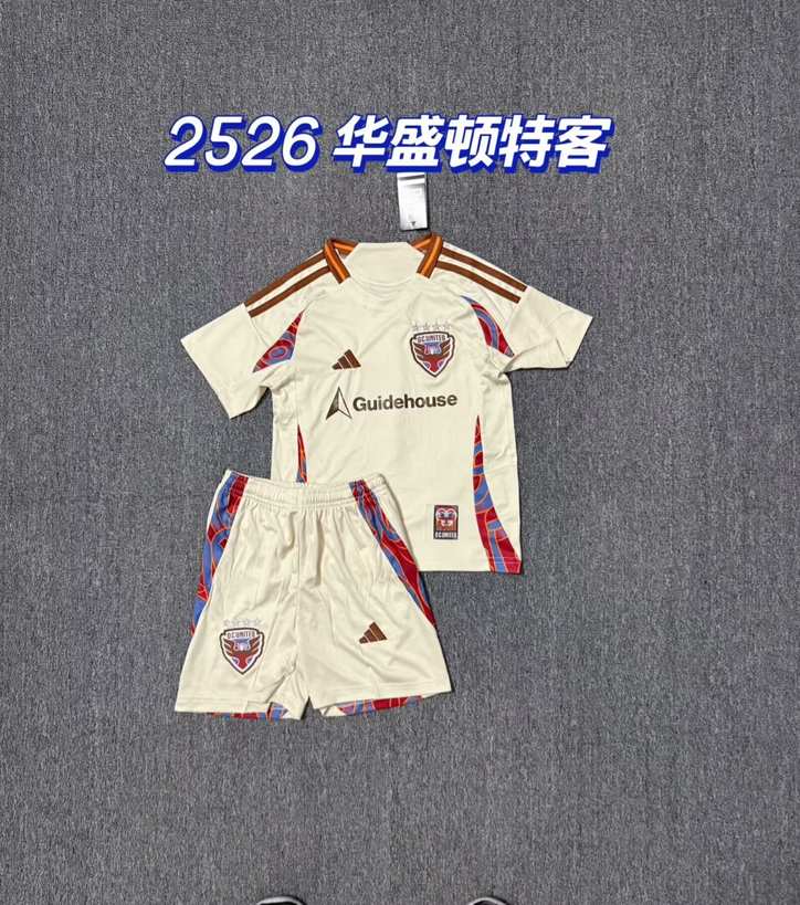 25 26 Washington D.C. United Away Adults, Kids (16-2XL) 25 26 华盛顿特区联 客场 成人套装、童装（