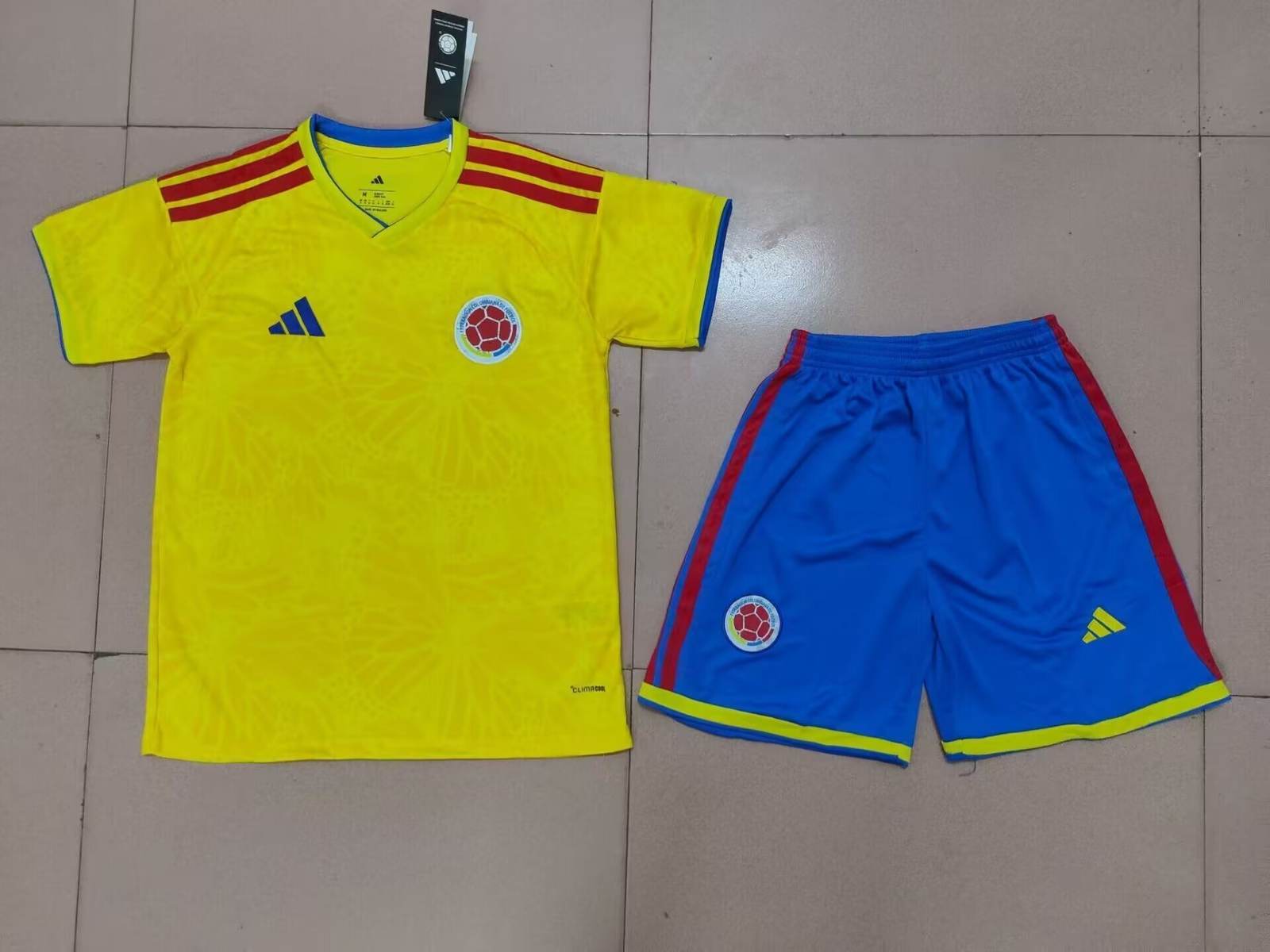 26 27 Colombia Home Adult Set 26 27 哥伦比亚 主场 成人套装