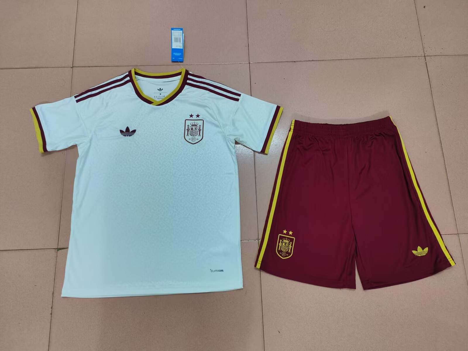 26 27 Spain away adult kits 2 stars 26 27 西班牙 客场 双星 成人套件
