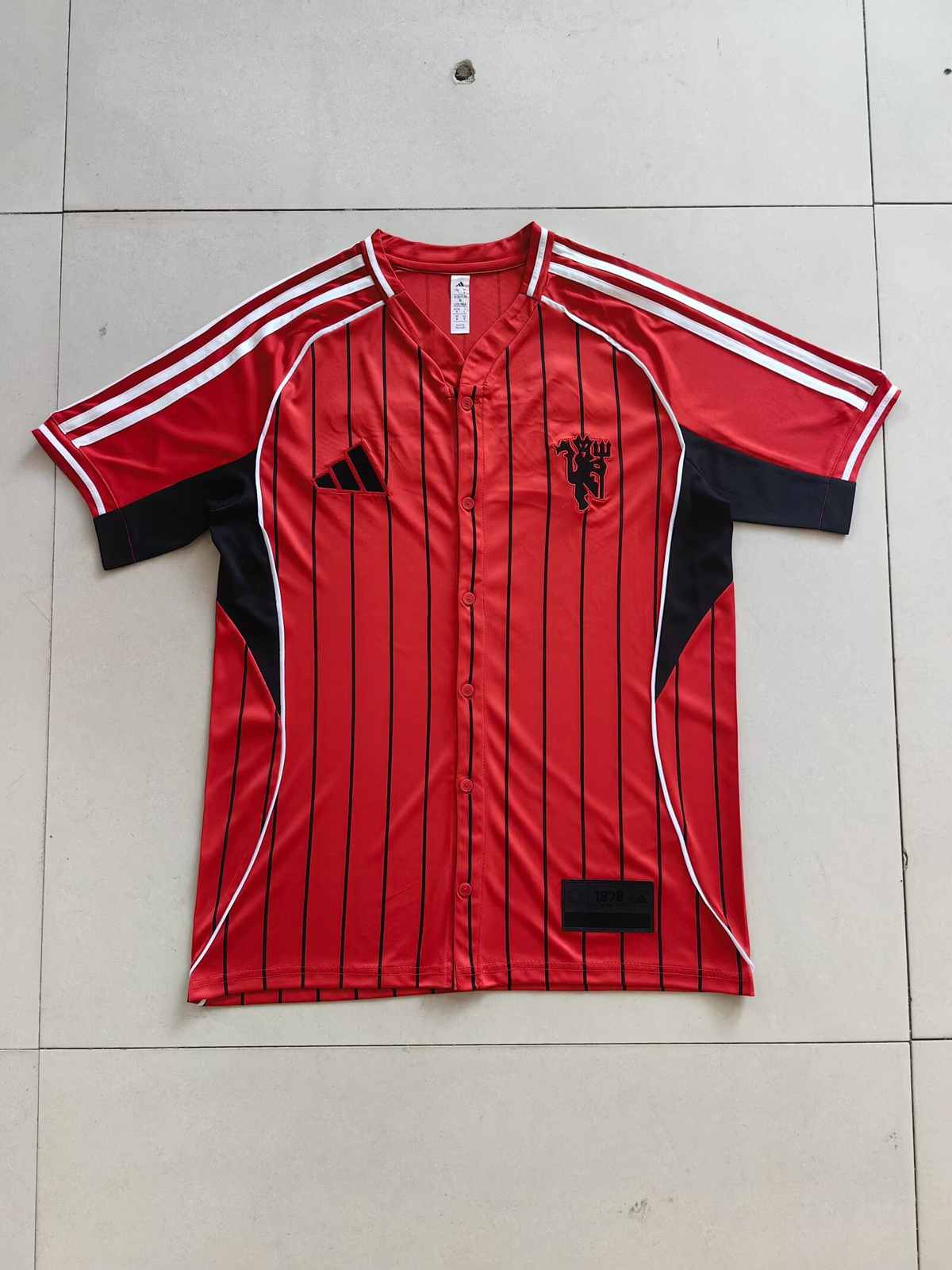 2025 Man united red baseball suit 2025 曼联 红色 棒球服 S-2XL