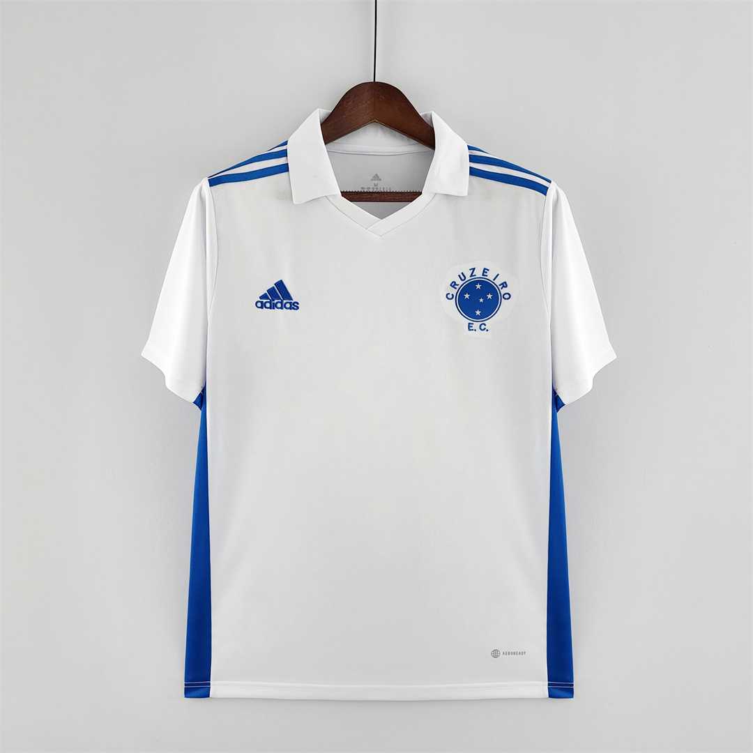 22-23 Cruzeiro extérieur