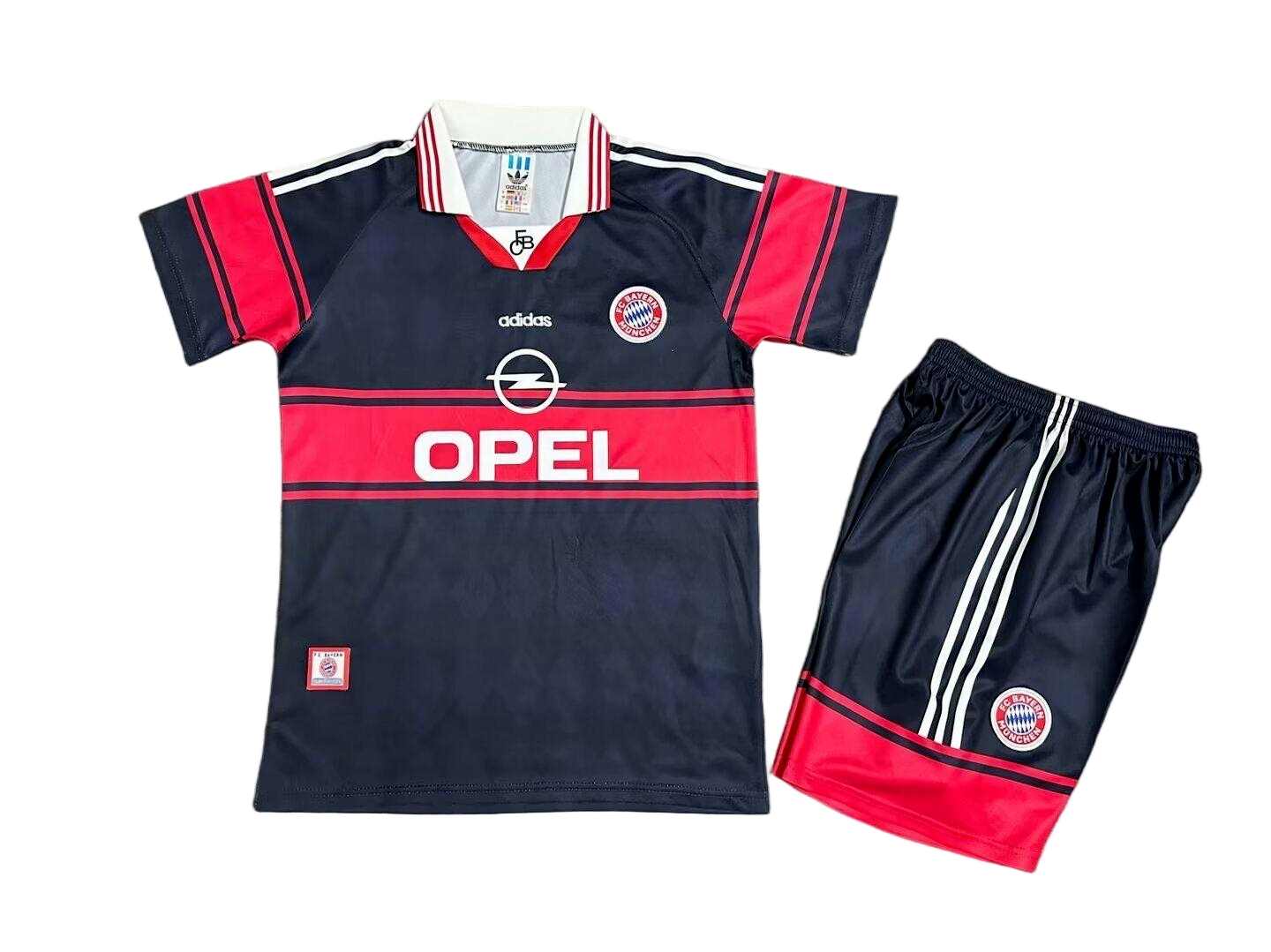Ensemble de football enfant 97-99 FC Bayern — Domicile · Rétro