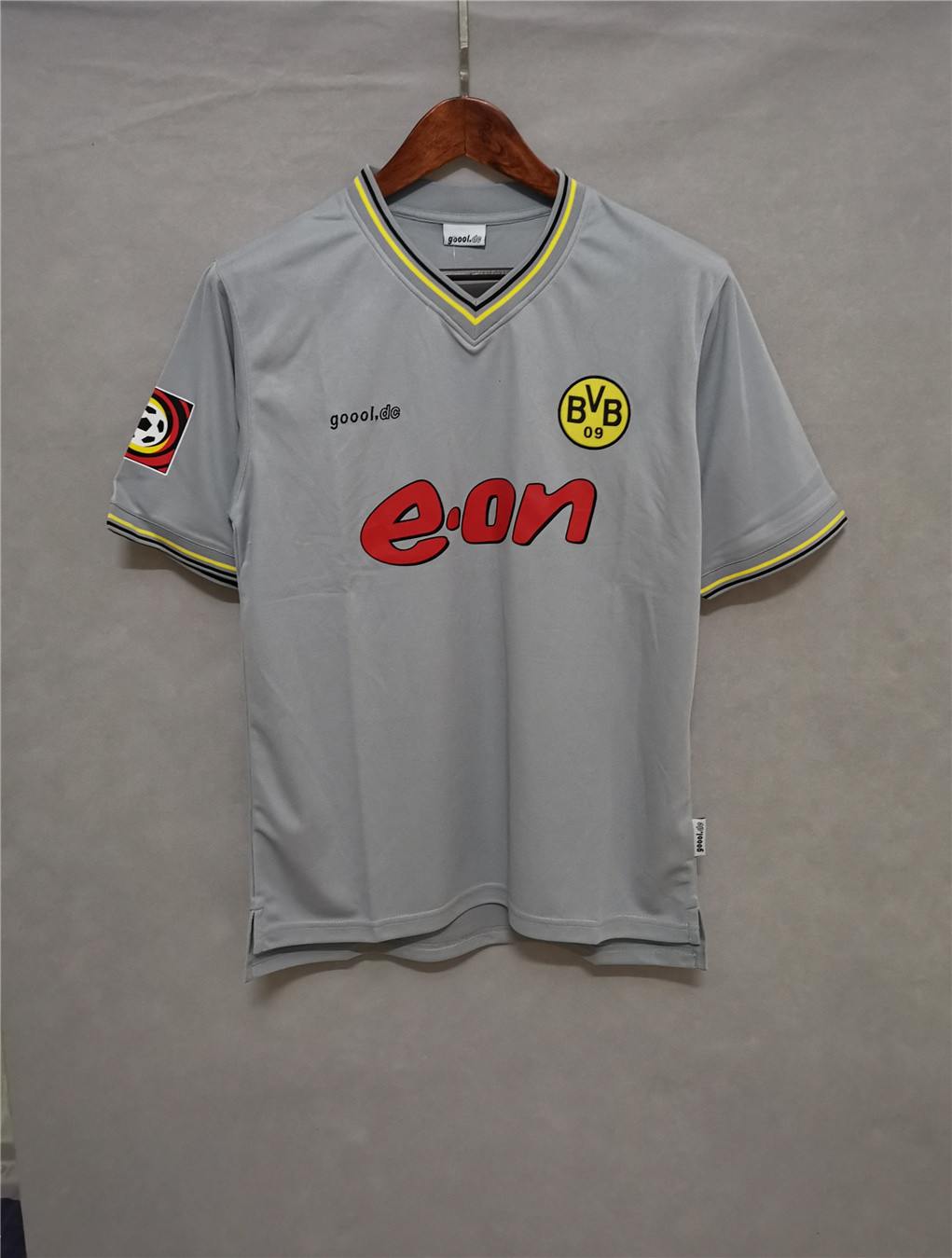 2000 Dortmund away grey