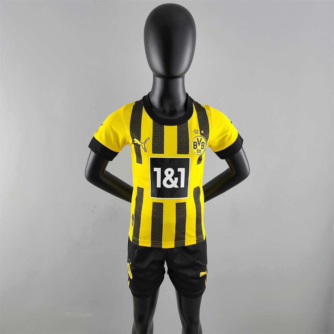 22-23 Dortmund home kids kit