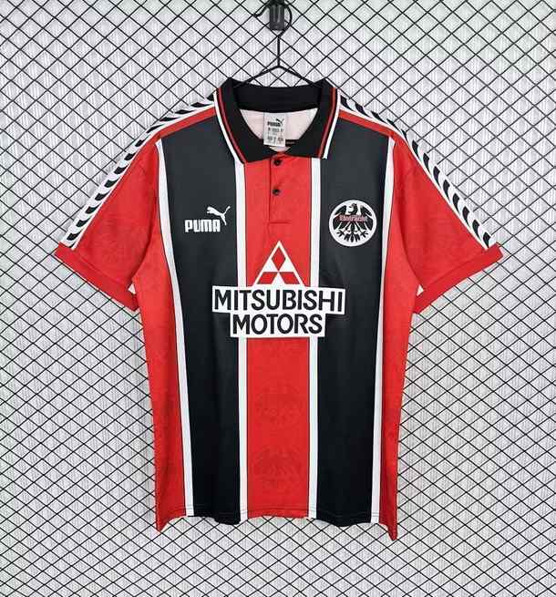 Maillot de football Eintracht Frankfurt — 1996/97 · Domicile · Rétro · tailles S–XXL