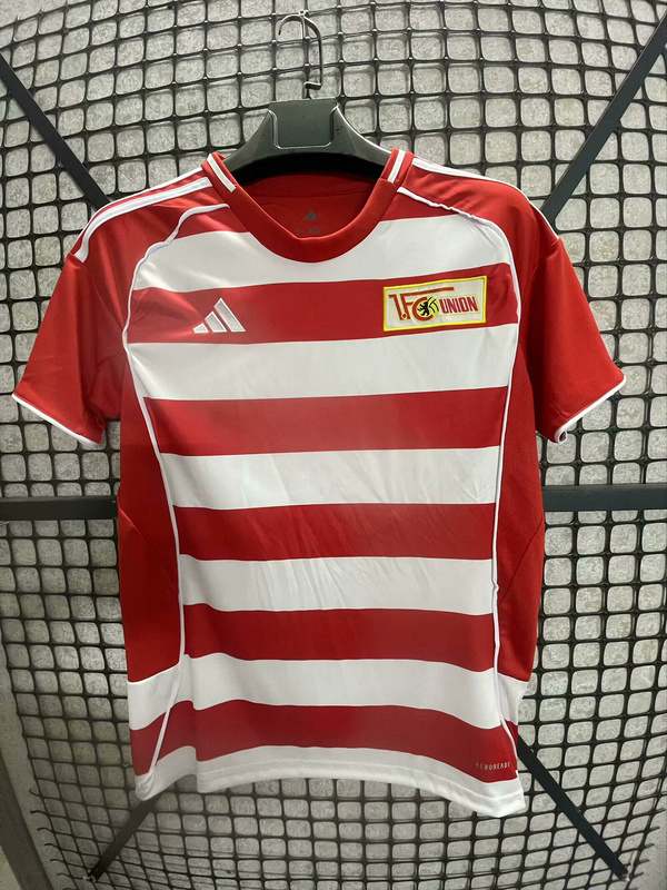 25-26 Union Berlin Home Soccer Jersey