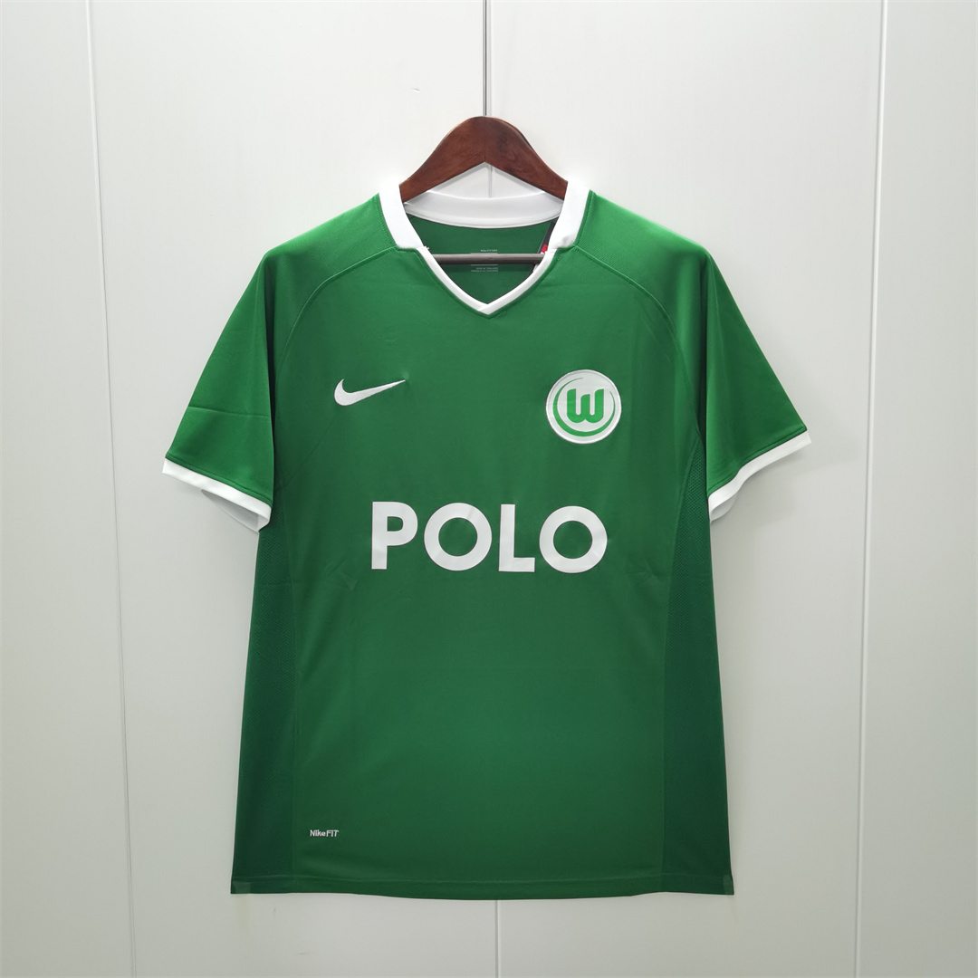 08-09 Wolfsburg home