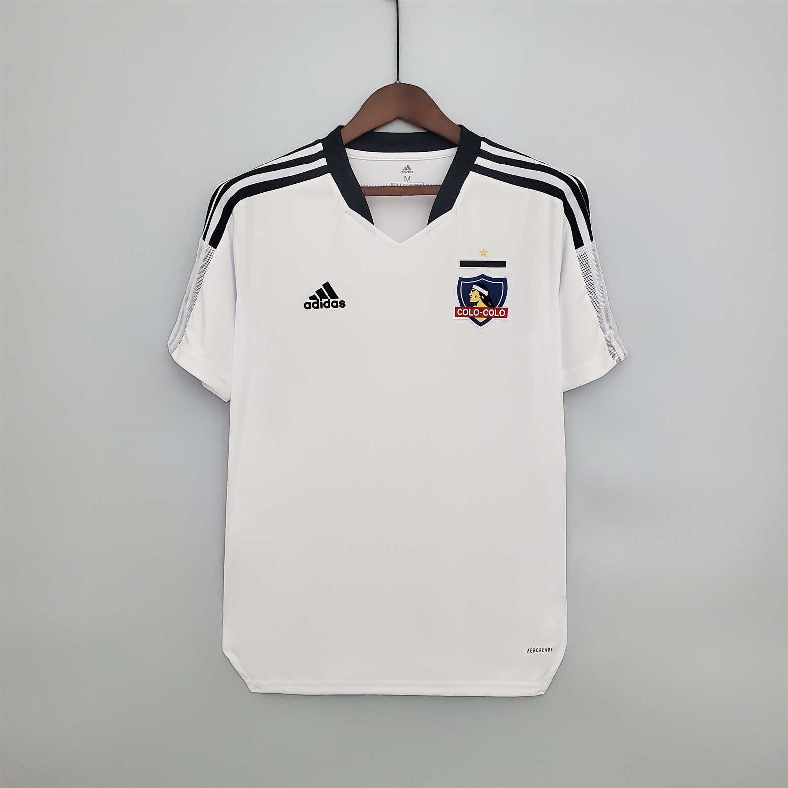 Colo-Colo 13-time champion version domicile