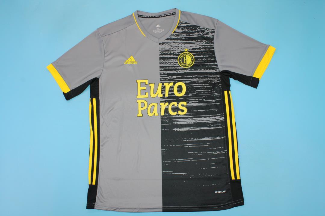 21-22 Feyenoord away