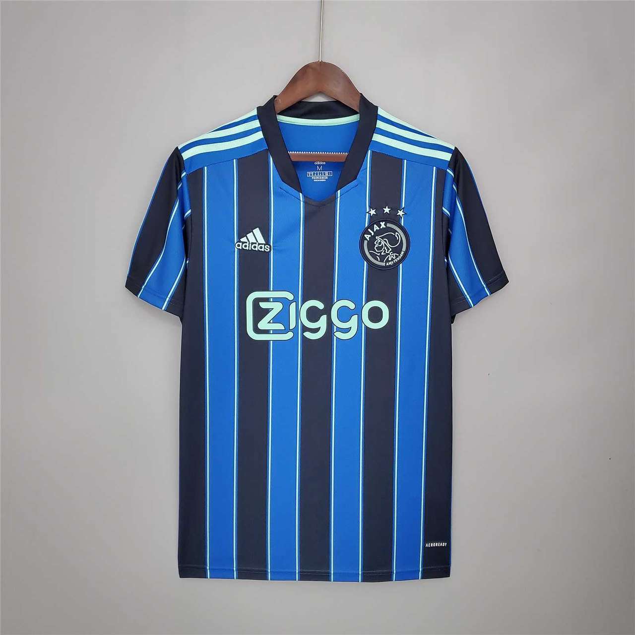 21-22 Ajax extérieur