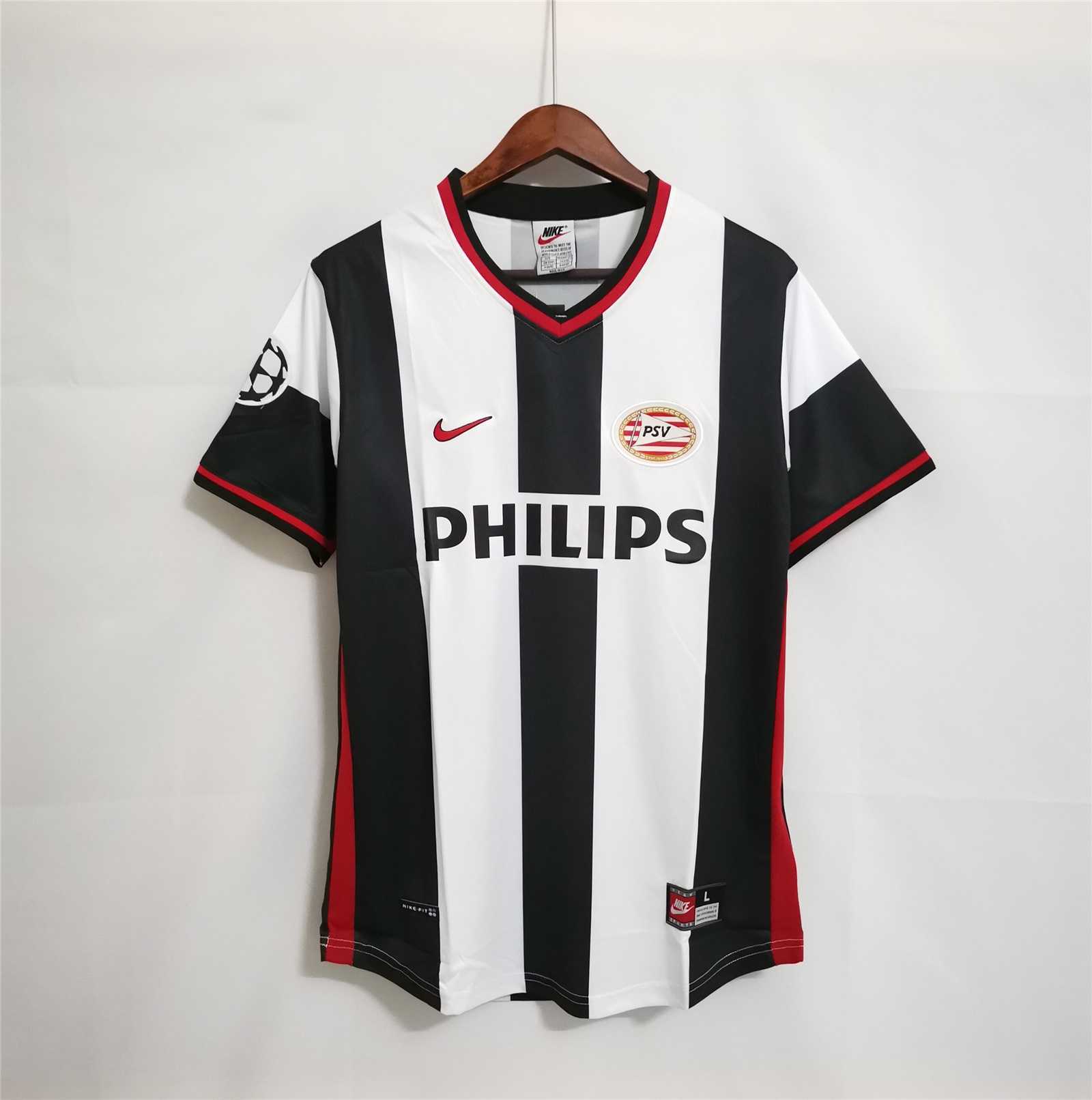98-99 PSV away black and white