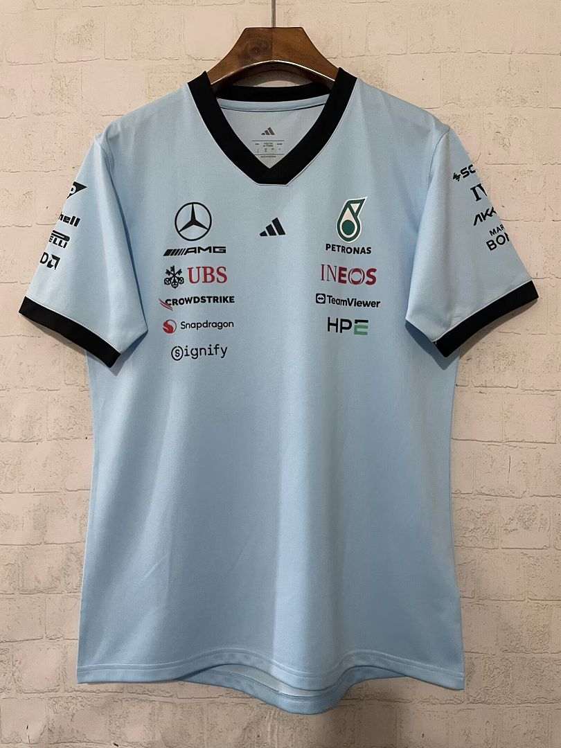 Haut Mercedes bleu ciel F1 — 2026 · tailles S–5XL