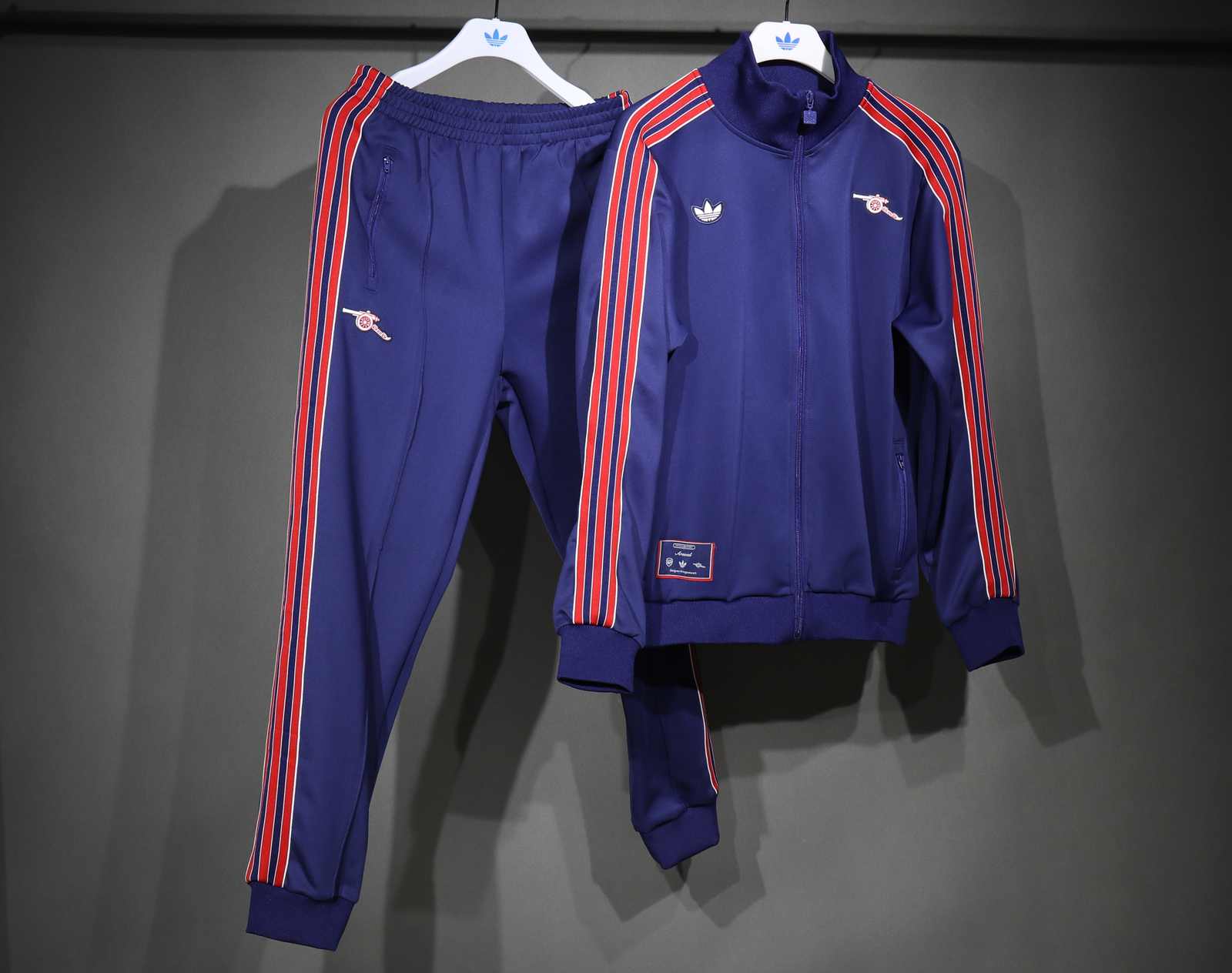 25 26 Arsenal purple classic jacket set size S-2XL 25 26 阿森纳三叶草经典复古四季健康休闲运动套装