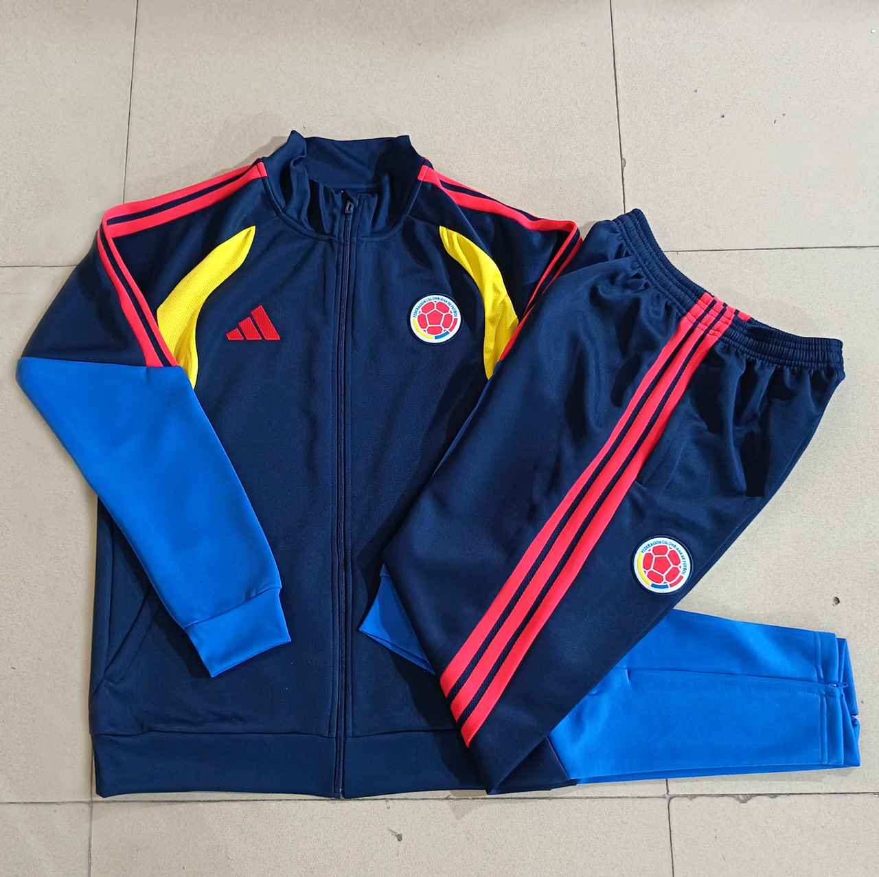 26 27 Colombia jacket suits 26 27 长拉 哥伦比亚 宝兰