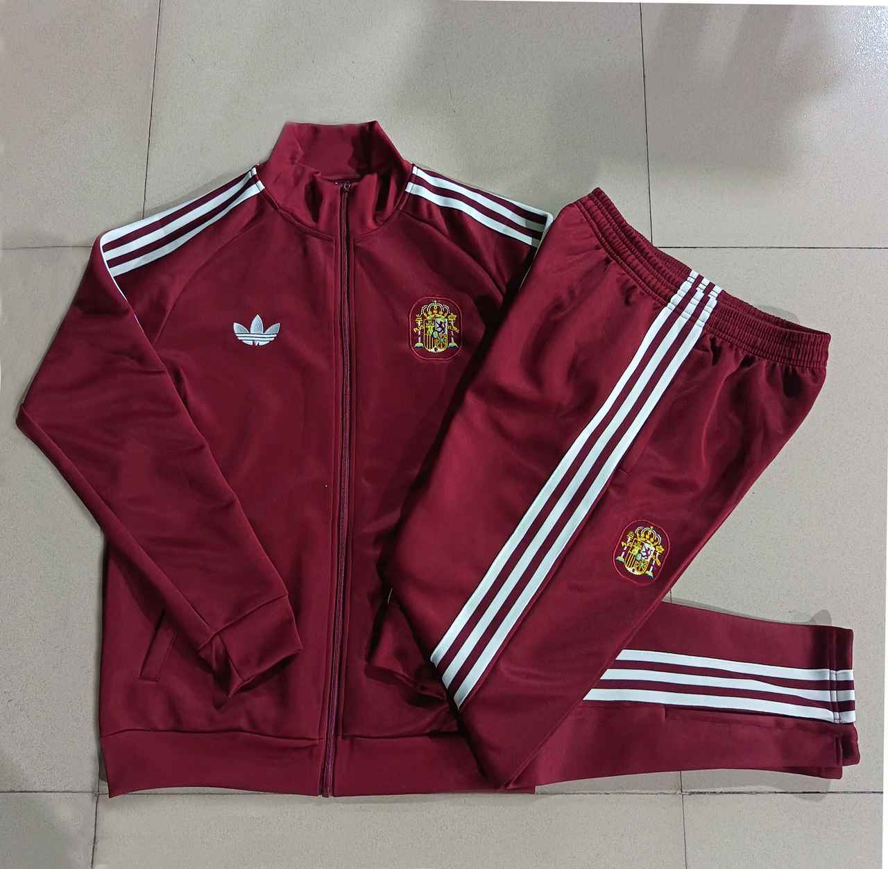 26 27 Spain jacket suits red 26 27 长拉西班牙 枣红